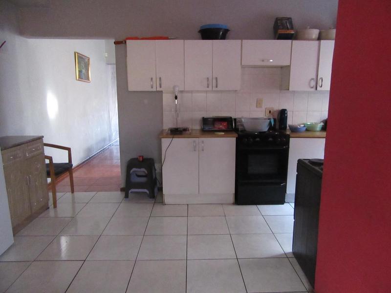 2 Bedroom Property for Sale in Maitland Western Cape